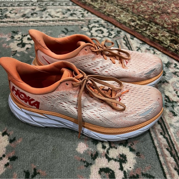 HOKA Clifton 8 Women's Orange Running Shoe Sneakers Z5752 Size 9B - Picture 2 of 11